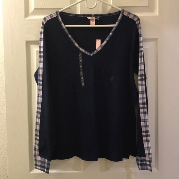 💖Top ONLY💖 Victoria Secret Thermal Sleep Shirt - Picture 1 of 5